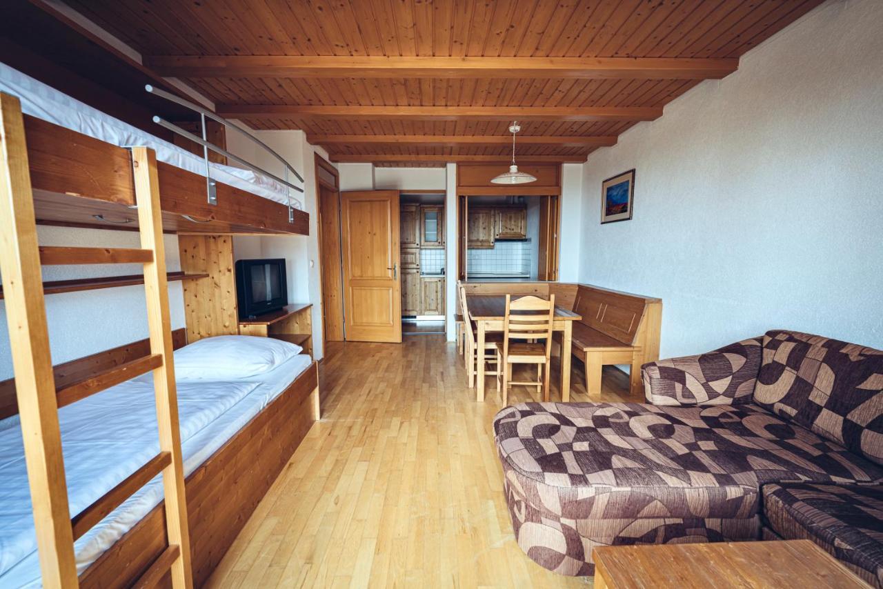 Pohorje Village Wellbeing Resort - Forest Apartments Videc Hočko Pohorje Екстериор снимка