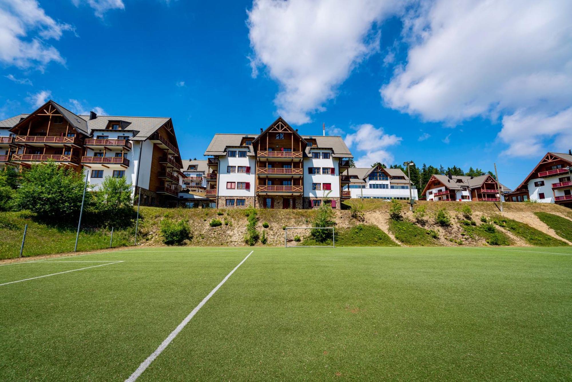 Pohorje Village Wellbeing Resort - Forest Apartments Videc Hočko Pohorje Екстериор снимка